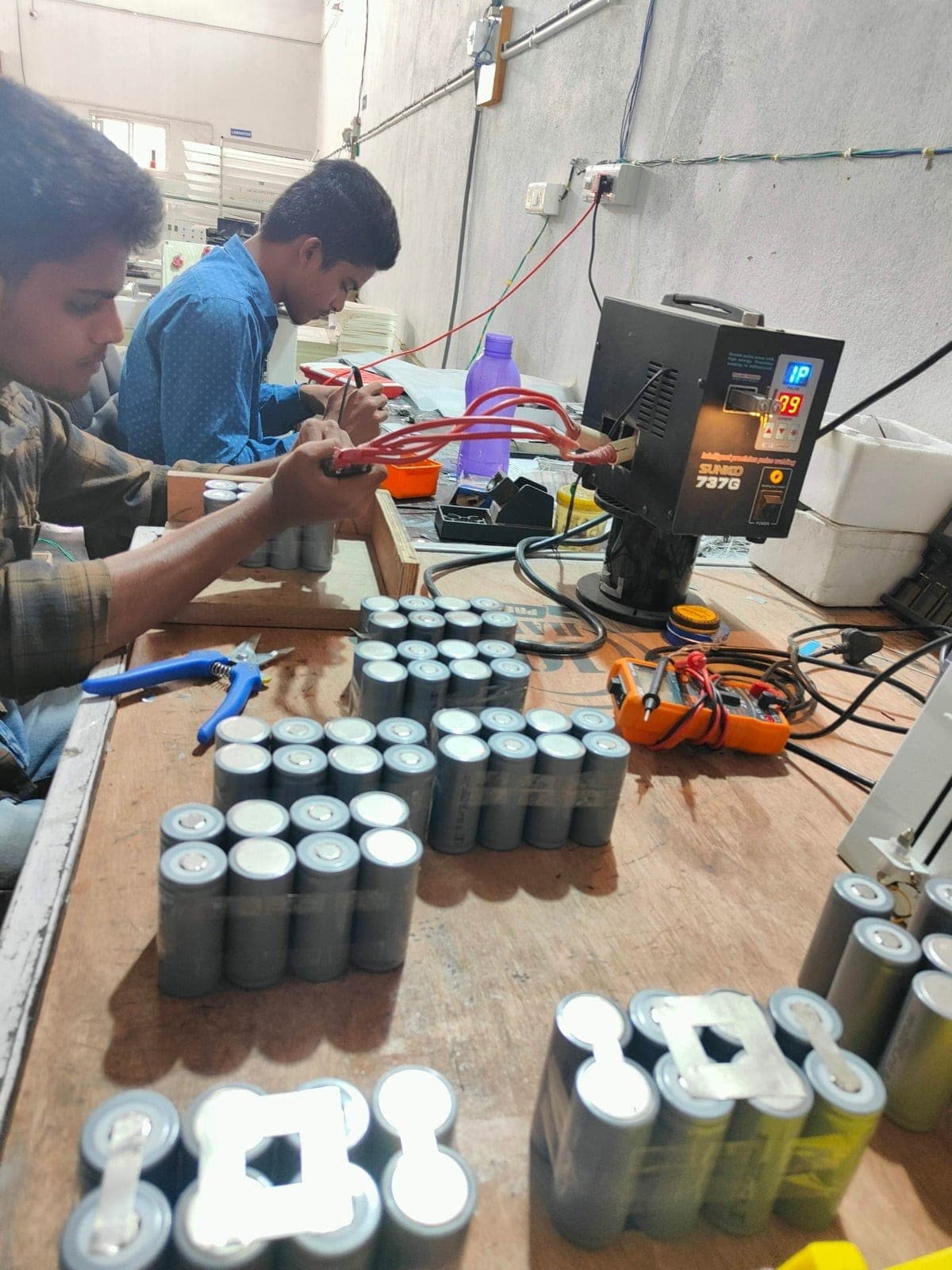 Saurally Solar manufacturing, office and product photo 7